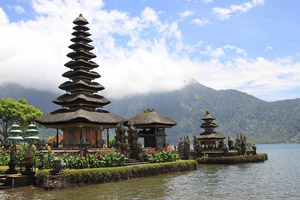 Flitterwochen Bali Tempel